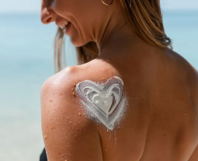 Jak chronić skórę z AZS u dzieci podczas wakacji?