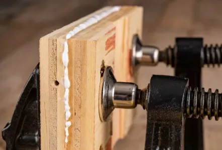 Drewno klejone w architekturze nowoczesnej – inspiracje i realizacje